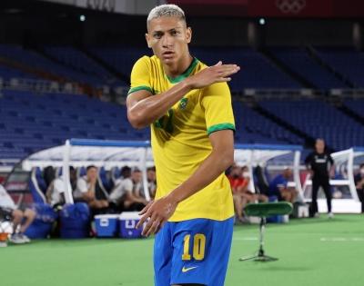 Brazil begin group campaign with win over Serbia | Brazil begin group campaign with win over Serbia