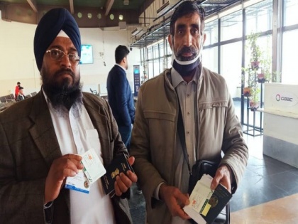 Khost Gurduwara's Afghan caretaker among two evacuated from Afghanistan with Indian Govt's assistance | Khost Gurduwara's Afghan caretaker among two evacuated from Afghanistan with Indian Govt's assistance