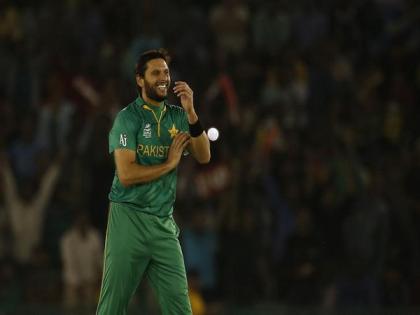 Shahid Afridi requests Haris Rauf to bowl slow after 'unplayable yorker' | Shahid Afridi requests Haris Rauf to bowl slow after 'unplayable yorker'
