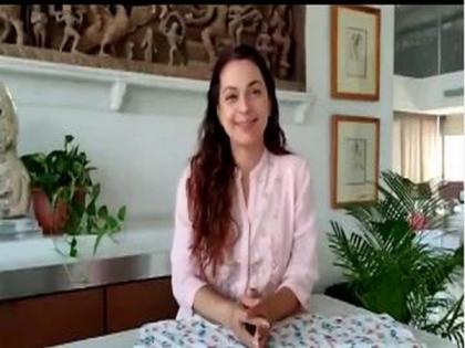 Juhi Chawla shares home-made mask tutorial, asks people to leave N95 masks for healthcare professionals | Juhi Chawla shares home-made mask tutorial, asks people to leave N95 masks for healthcare professionals