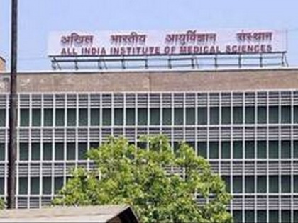 Patient admitted at Delhi's AIIMS hangs self in bathroom, probe underway | Patient admitted at Delhi's AIIMS hangs self in bathroom, probe underway