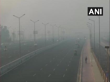 Air quality in Delhi dips to 'very poor' category | Air quality in Delhi dips to 'very poor' category Air quality in Delhi dips to 'very poor' category | Air quality in Delhi dips to 'very poor' category