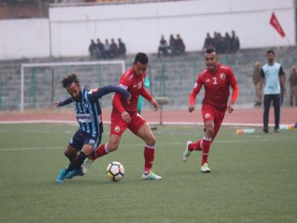 COVID-19: Aizwal FC player puts innovative ideas for fitness during lockdown | COVID-19: Aizwal FC player puts innovative ideas for fitness during lockdown