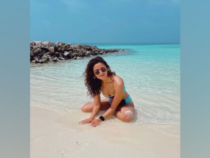 Alia Bhatt shares stunning sunkissed pictures from Maldives | Alia Bhatt shares stunning sunkissed pictures from Maldives