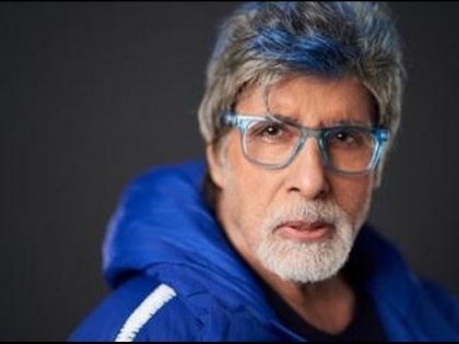Amitabh Bachchan wraps up 'Jhund' | Amitabh Bachchan wraps up 'Jhund'