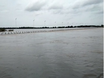 Floodwater increasing in Munneru stream in J-K's Krishna | Floodwater increasing in Munneru stream in J-K's Krishna