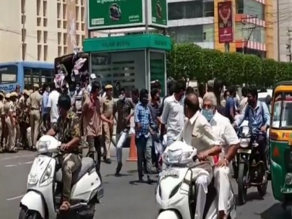Andhra student unions protest against state govt's job calendar | Andhra student unions protest against state govt's job calendar