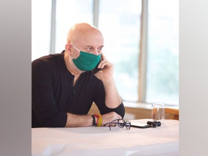 Behind every mask, there's person trying to be safe: Anupam Kher urges people to wear masks | Behind every mask, there's person trying to be safe: Anupam Kher urges people to wear masks