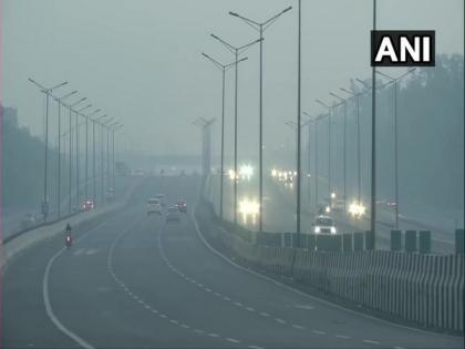 Delhi records its lowest temperature in this winter season | Delhi records its lowest temperature in this winter season Delhi records its lowest temperature in this winter season | Delhi records its lowest temperature in this winter season