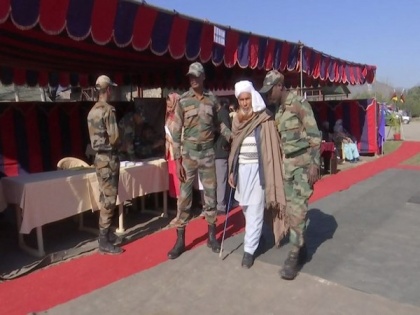 J-K: Army orgses free medical camp in Rajouri | J-K: Army orgses free medical camp in Rajouri