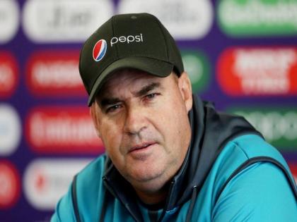 Pakistan coach Mickey Arthur, staff not to get extension | Pakistan coach Mickey Arthur, staff not to get extension