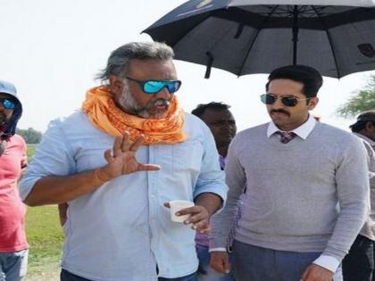Ayushmann to team up again with Anubhav Sinha for action-thriller | Ayushmann to team up again with Anubhav Sinha for action-thriller Ayushmann to team up again with Anubhav Sinha for action-thriller | Ayushmann to team up again with Anubhav Sinha for action-thriller