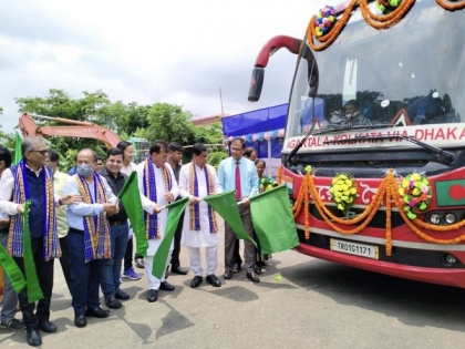 India-Bangladesh cross-border bus service flagged off from Agartala | India-Bangladesh cross-border bus service flagged off from Agartala