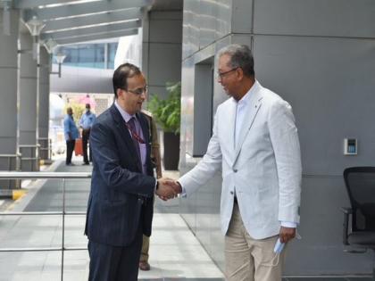 Madagascar's Foreign Minister arrives in India on his first visit | Madagascar's Foreign Minister arrives in India on his first visit