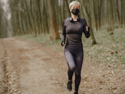 Wearing face mask during exercise is safe, says study | Wearing face mask during exercise is safe, says study