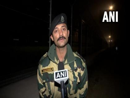 Additional BSF jawans deployed at Indo-Pak border in Punjab's Amritsar due to foggy weather | Additional BSF jawans deployed at Indo-Pak border in Punjab's Amritsar due to foggy weather
