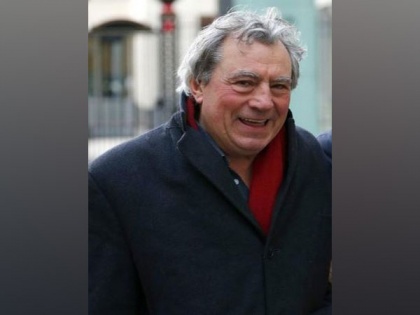 'Monty Python' star Terry Jones dies at 77 | 'Monty Python' star Terry Jones dies at 77