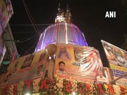 Delhi temples gear up to receive devotees in Navratri | Delhi temples gear up to receive devotees in Navratri