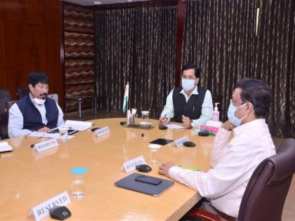 Assam CM directs official to conduct inquiry into pig flu cases | Assam CM directs official to conduct inquiry into pig flu cases