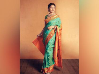 Madhuri Dixit charms fans with stunning pictures in traditional attire | Madhuri Dixit charms fans with stunning pictures in traditional attire