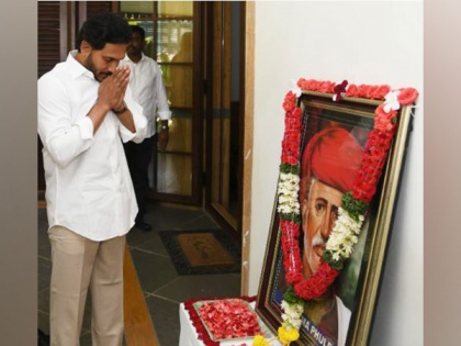 Andhra Pradesh: CM pays tributes to Mahatma Phule on his birthday | Andhra Pradesh: CM pays tributes to Mahatma Phule on his birthday