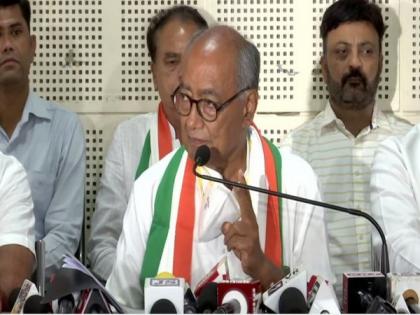 Digvijay Singh demands Centre to reduce excise duty on fuel prices to 2014 level | Digvijay Singh demands Centre to reduce excise duty on fuel prices to 2014 level
