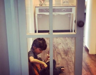 Ayushmann Khurrana to son: Nurture the artiste within | Ayushmann Khurrana to son: Nurture the artiste within Ayushmann Khurrana to son: Nurture the artiste within | Ayushmann Khurrana to son: Nurture the artiste within