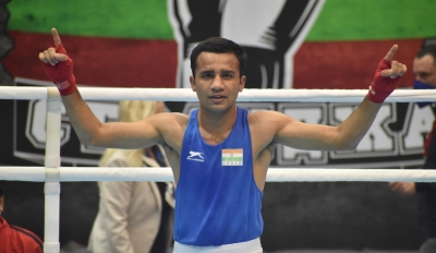 Boxer Deepak upsets Olympic champ to enter 52kg final | Boxer Deepak upsets Olympic champ to enter 52kg final