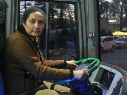 Himachal roadways woman bus driver breaks barriers! | Himachal roadways woman bus driver breaks barriers!