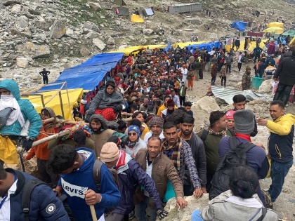 Over 18,000 devotees visit Amarnath cave shrine on 5th day | Over 18,000 devotees visit Amarnath cave shrine on 5th day
