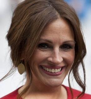 Julia Roberts reveals why she chose not to shed her clothes in a movie | Julia Roberts reveals why she chose not to shed her clothes in a movie Julia Roberts reveals why she chose not to shed her clothes in a movie | Julia Roberts reveals why she chose not to shed her clothes in a movie