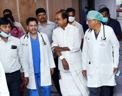 Telangana CM has no cardiac problem, say doctors (Second Lead) | Telangana CM has no cardiac problem, say doctors (Second Lead)