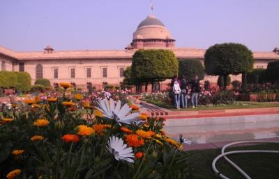 Now, 300 persons allowed per slot at Mughal Gardens | Now, 300 persons allowed per slot at Mughal Gardens