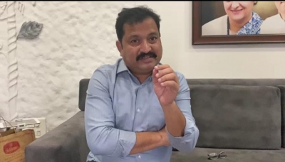 Maha MLC polls: MVA wins 2 seats, BJP & Independent bag 1 each | Maha MLC polls: MVA wins 2 seats, BJP & Independent bag 1 each Maha MLC polls: MVA wins 2 seats, BJP & Independent bag 1 each | Maha MLC polls: MVA wins 2 seats, BJP & Independent bag 1 each