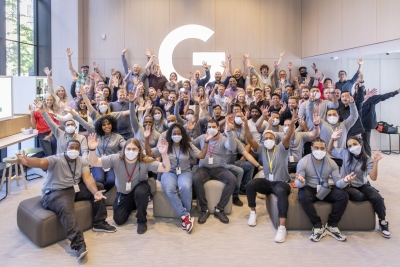 Google opens its first ever retail store in NY | Google opens its first ever retail store in NY