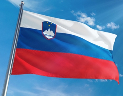 Slovenian embassy in Kiev removes flag due to similarity with Russia's | Slovenian embassy in Kiev removes flag due to similarity with Russia's
