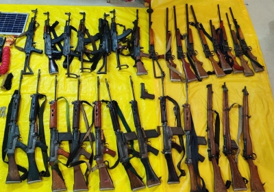 Arms smuggler arrested in E. Afghan province | Arms smuggler arrested in E. Afghan province Arms smuggler arrested in E. Afghan province | Arms smuggler arrested in E. Afghan province