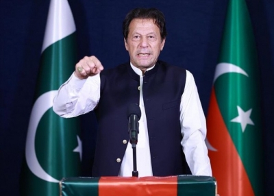'Bloody revolution or elections only way to remove ruling elite': Imran Khan | 'Bloody revolution or elections only way to remove ruling elite': Imran Khan