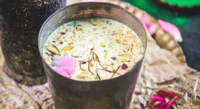 Yummy yet fit-n-fab snacks for your Holi party | Yummy yet fit-n-fab snacks for your Holi party Yummy yet fit-n-fab snacks for your Holi party | Yummy yet fit-n-fab snacks for your Holi party