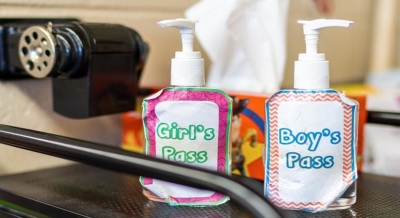 Choosing skin-friendly sanitizer for kids | Choosing skin-friendly sanitizer for kids