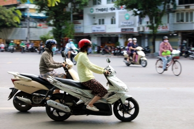 Non-essential services resume in Hanoi | Non-essential services resume in Hanoi