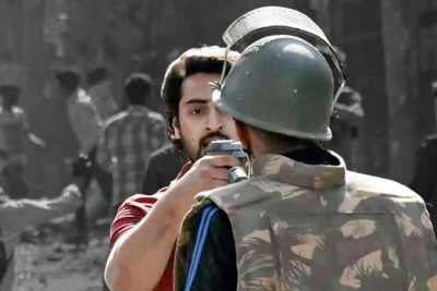Delhi riots: Court seeks police's response on Shahrukh Pathan's bail plea | Delhi riots: Court seeks police's response on Shahrukh Pathan's bail plea