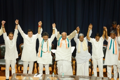 Congress to hold Karnataka legislature party meeting on Sunday, decision on CM likely | Congress to hold Karnataka legislature party meeting on Sunday, decision on CM likely Congress to hold Karnataka legislature party meeting on Sunday, decision on CM likely | Congress to hold Karnataka legislature party meeting on Sunday, decision on CM likely