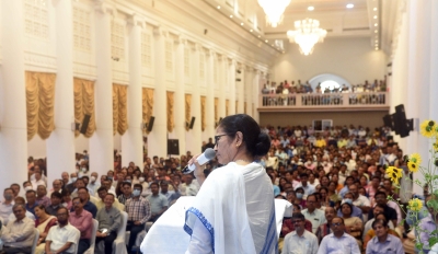 Release Bengal's dues under MGNREGS, PM Awas Yojana now, Mamata tells PM | Release Bengal's dues under MGNREGS, PM Awas Yojana now, Mamata tells PM