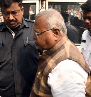 Teachers' scam: Becoming minister seems to be my only crime, Partha Chatterjee to court | Teachers' scam: Becoming minister seems to be my only crime, Partha Chatterjee to court Teachers' scam: Becoming minister seems to be my only crime, Partha Chatterjee to court | Teachers' scam: Becoming minister seems to be my only crime, Partha Chatterjee to court