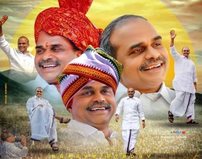 Andhra commemorates YSR's birth anniversary as 'Farmers' Day' | Andhra commemorates YSR's birth anniversary as 'Farmers' Day'