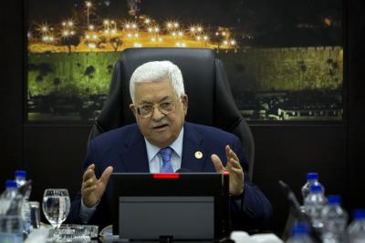 Palestinian Prez, Israeli Defence Minister meet in Ramallah | Palestinian Prez, Israeli Defence Minister meet in Ramallah