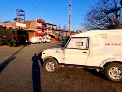 Four arrested in J&K's Budgam, arms recovered | Four arrested in J&K's Budgam, arms recovered