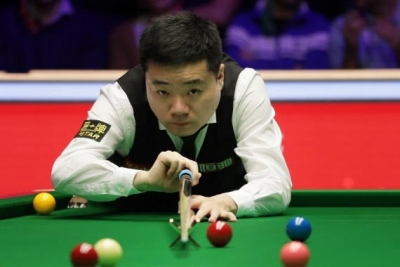 Reigning champion Ding Junhui edged out of UK Snooker C'ship | Reigning champion Ding Junhui edged out of UK Snooker C'ship