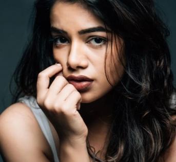 'PariWar' actress Nidhi Singh: Being able to work amid pandemic a blessing in disguise | 'PariWar' actress Nidhi Singh: Being able to work amid pandemic a blessing in disguise 'PariWar' actress Nidhi Singh: Being able to work amid pandemic a blessing in disguise | 'PariWar' actress Nidhi Singh: Being able to work amid pandemic a blessing in disguise
